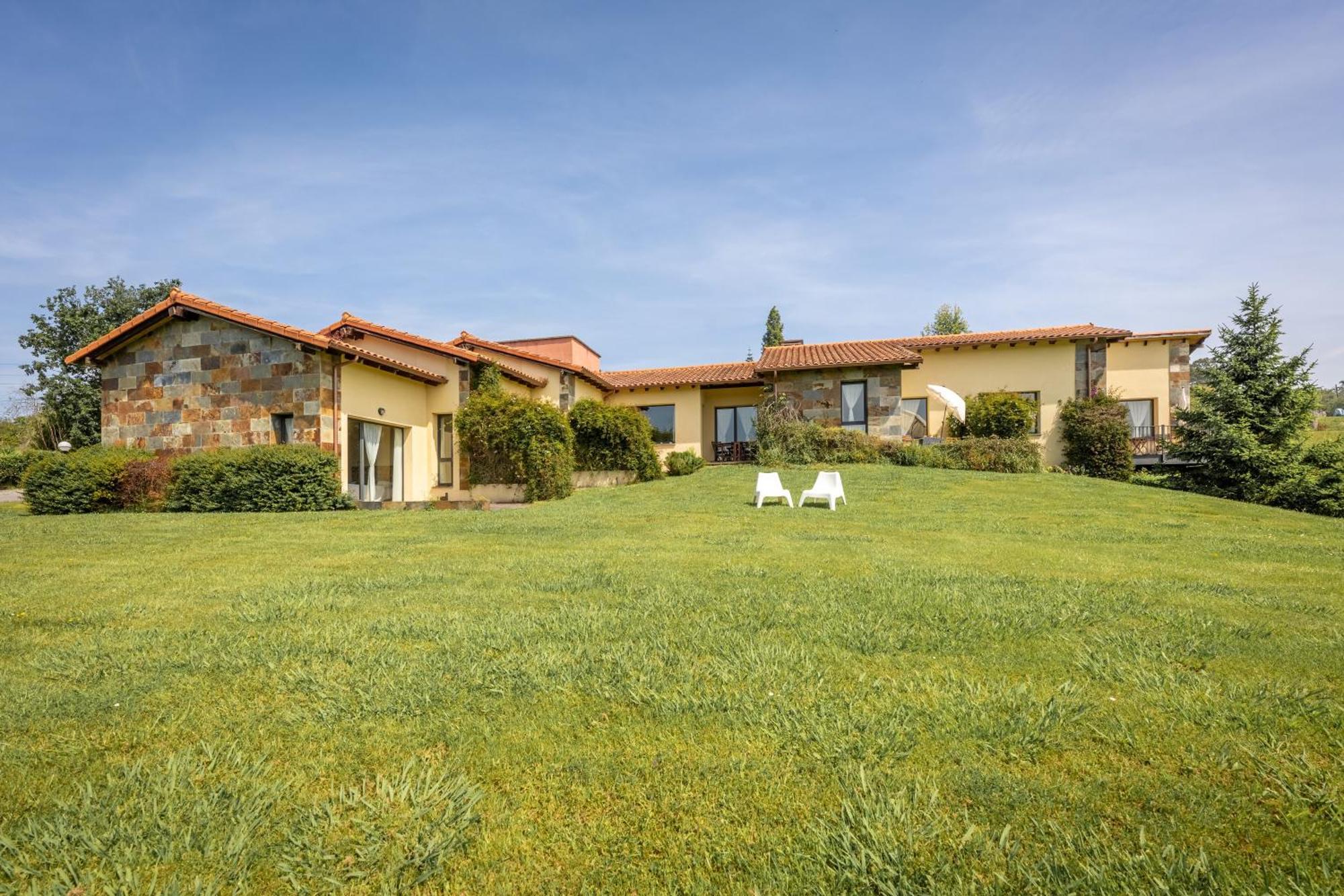 Almarinae apartamentos Castiello de la Marina Bagian luar foto